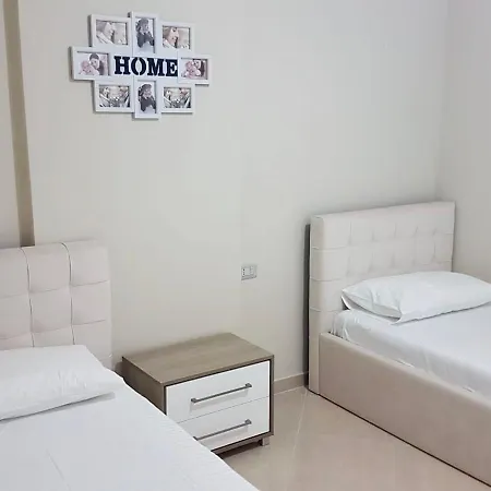 Apartament With Sea View K5 아파트