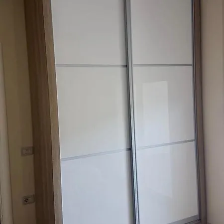 Apartament With Sea View K5 *
